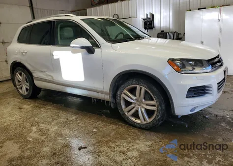 2012 Volkswagen Touareg V6 из США, поврежденный, VIN WVGEF9BP7CD009953
